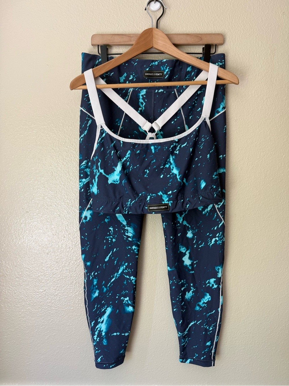 Savage X Fenty Navy & Teal Marble Print Sports Bra and Leggings Set